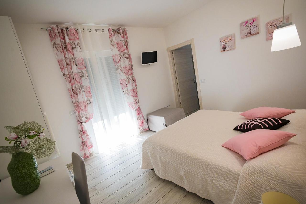 Bed and Breakfast Pineta Del Mare Alba Adriatica Zewnętrze zdjęcie